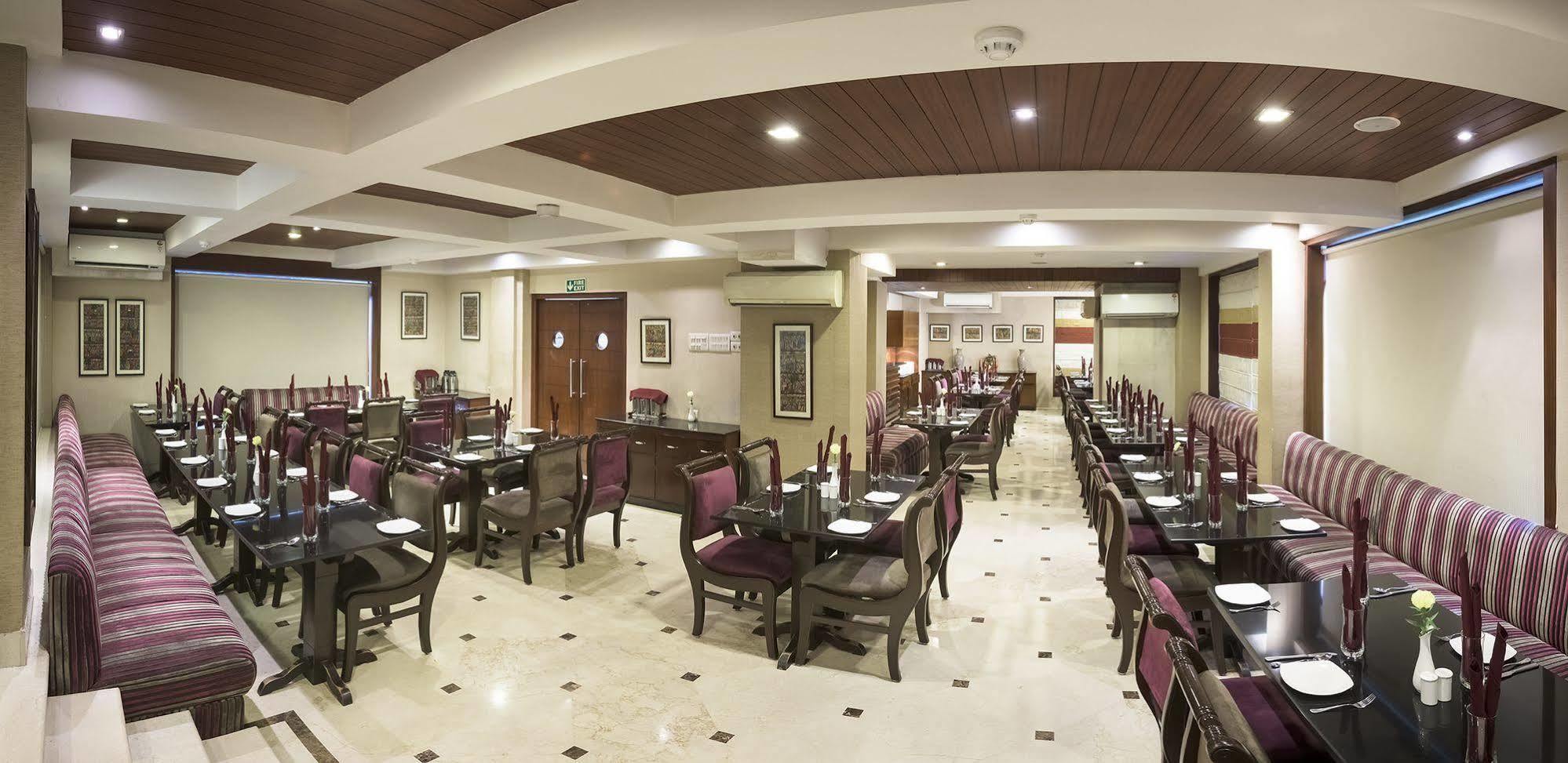 Hotel Casa Fortuna Калькутта Экстерьер фото